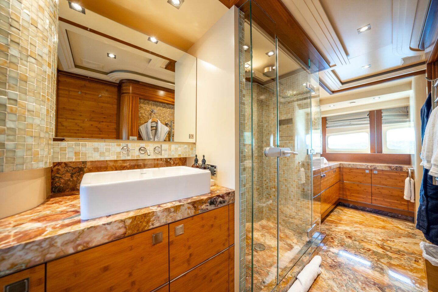 my-lumir-master-cabin-ensuite-amenities