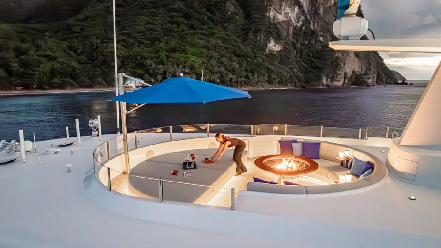 my-top-five-ii-aft-deck-lounge-and-bonfire