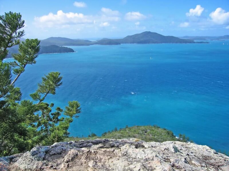 AUSTRALIA-HAMILTON-ISLAND-PASSAGE-PEAK-LOOKOUT
