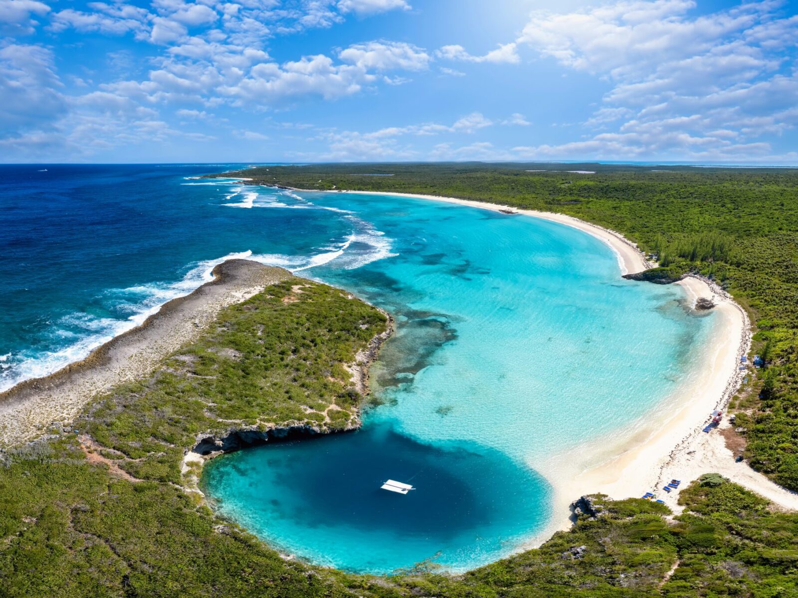 Dean's Hole Bahamas where to travel this month by yacht March