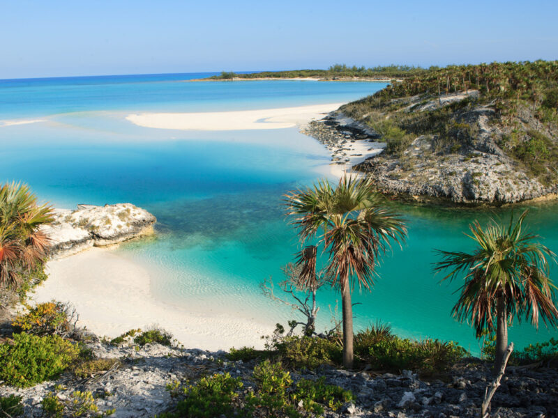 A,Small,Paradise,Beach,Located,On,Shroud,Cay,In,The
