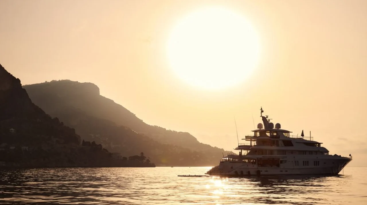 Coral Ocean yacht for charter