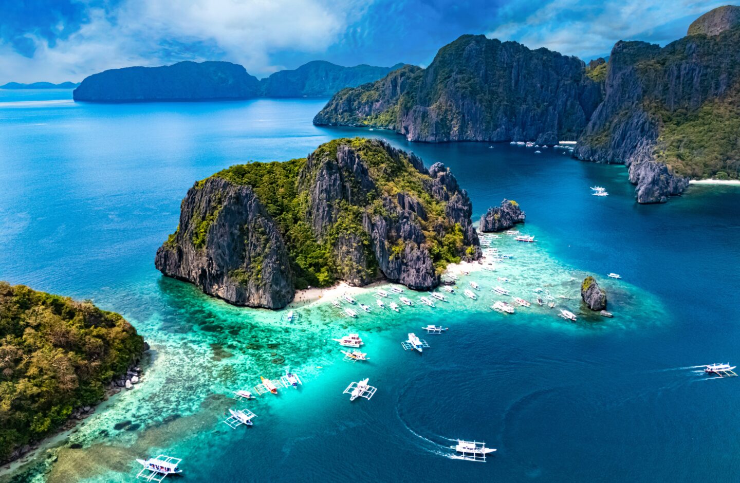 philippines how to choose a yacht charter best beaches philippines
