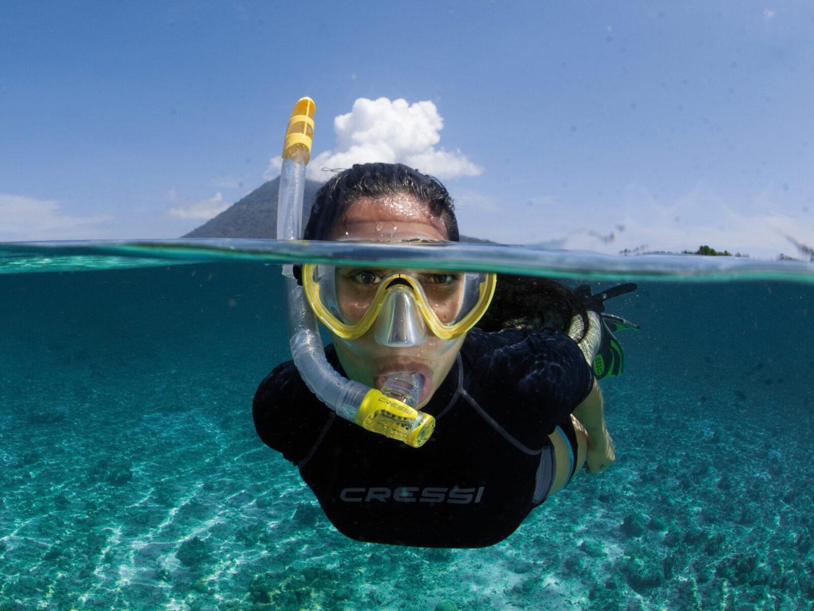 how to charter a yacht Snorkelling lifestyle shot