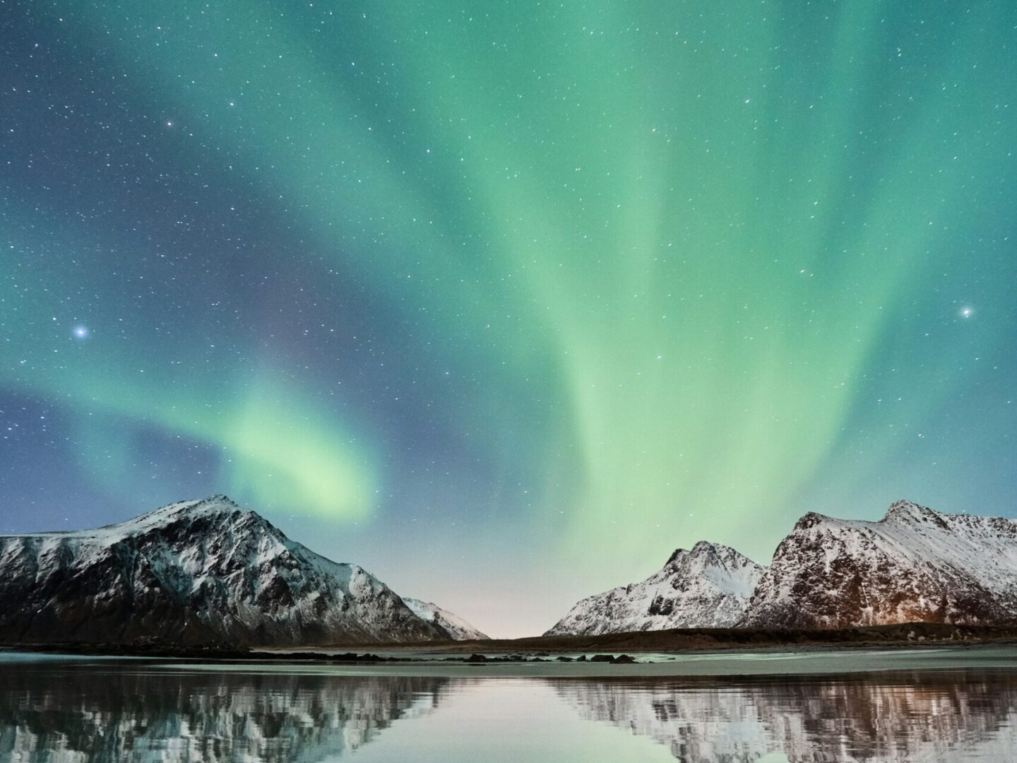 northern lights winter yacht charter norway Skagsanden beach, Flakstad