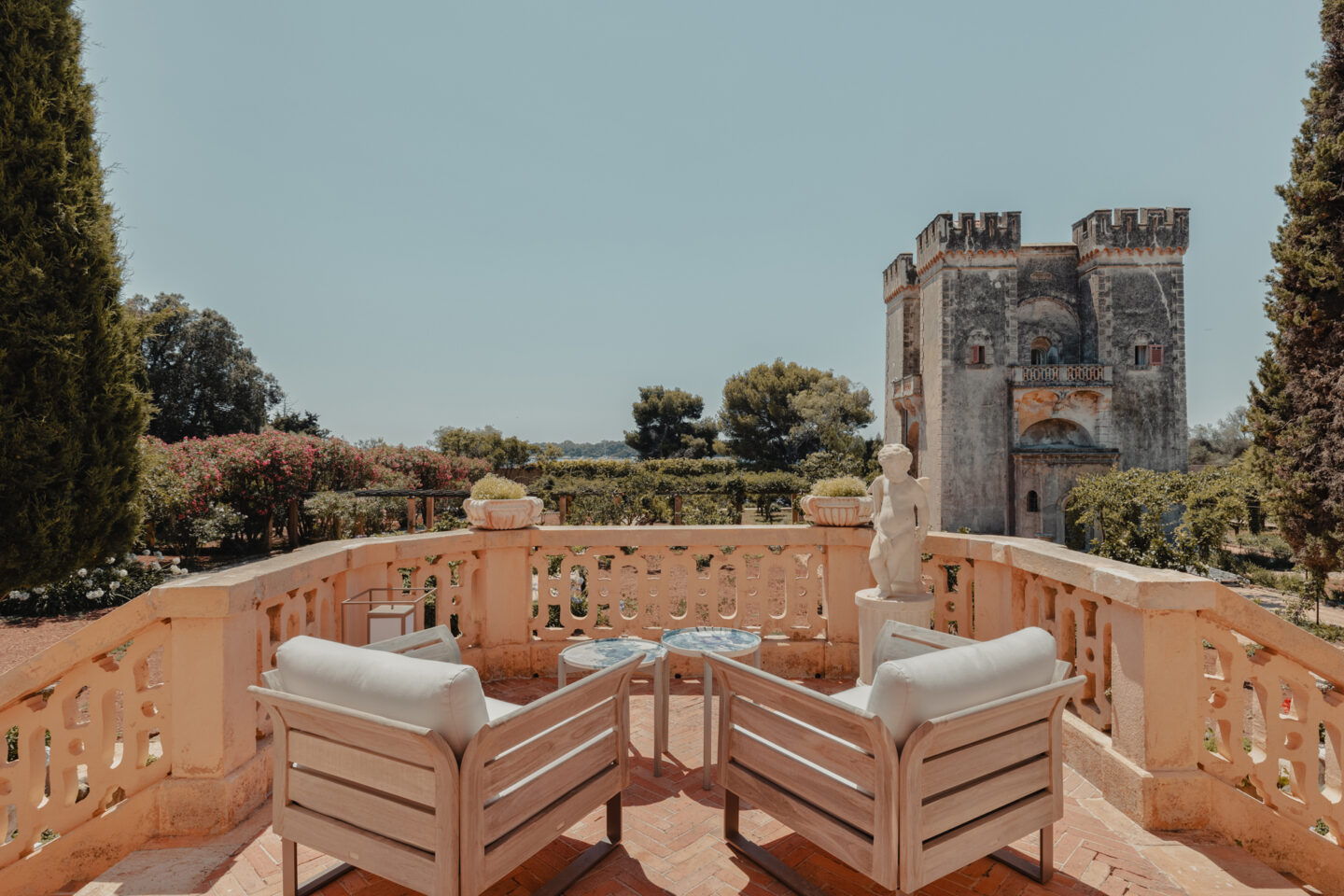 Exterior and tower Le Grand Jardin Cannes