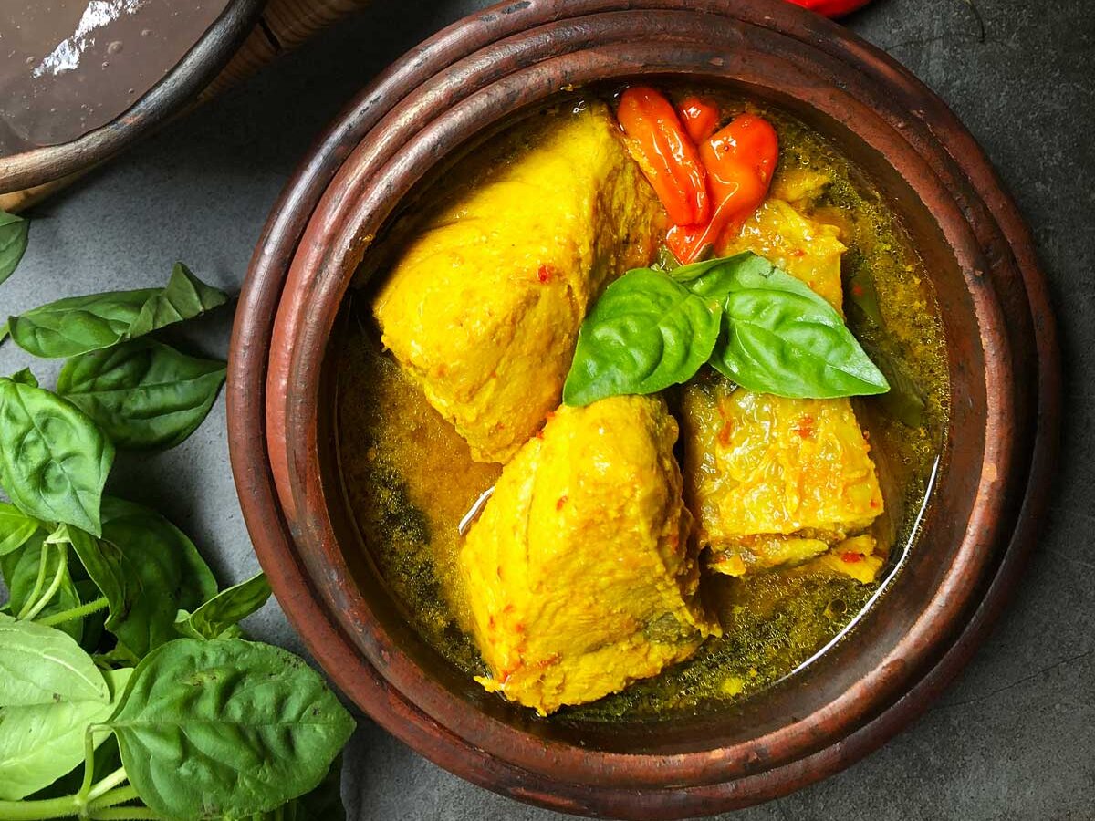 Raja Ampat Cuisine papeda Kuah indonesia