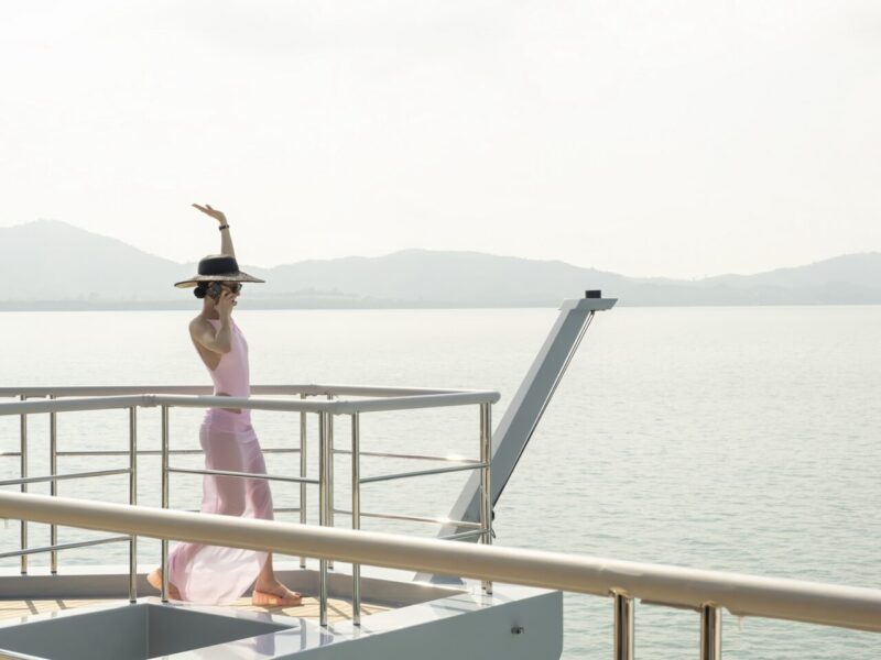 white lotus yachts