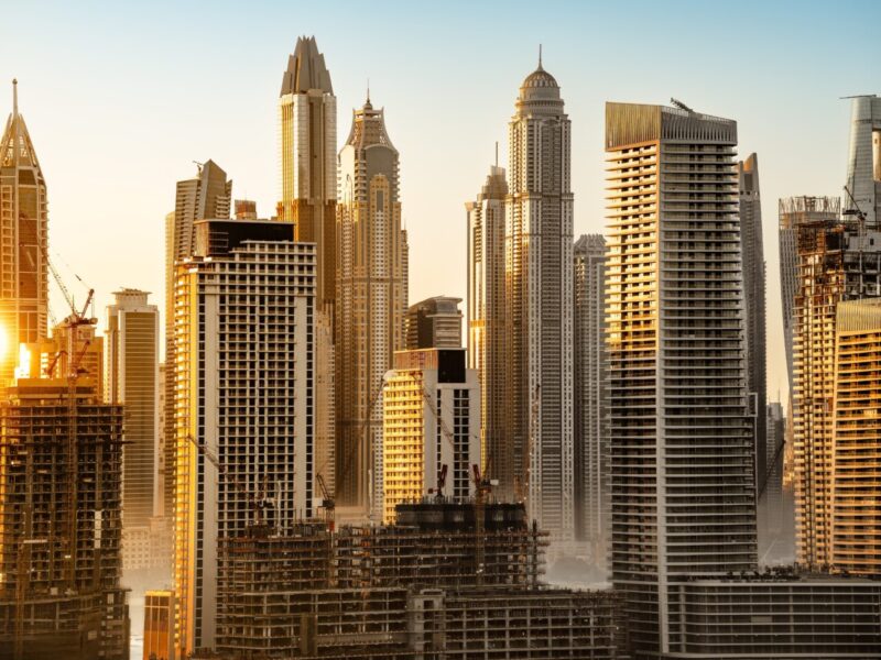 Skyscrapers,Of,The,Dubai,Marina,During,Sunrise