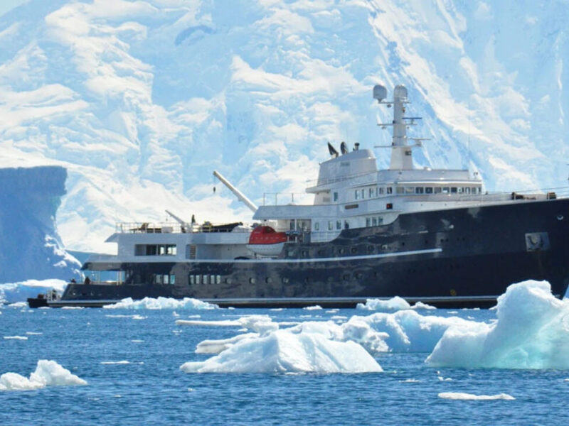 Antarctica Yacht Charter